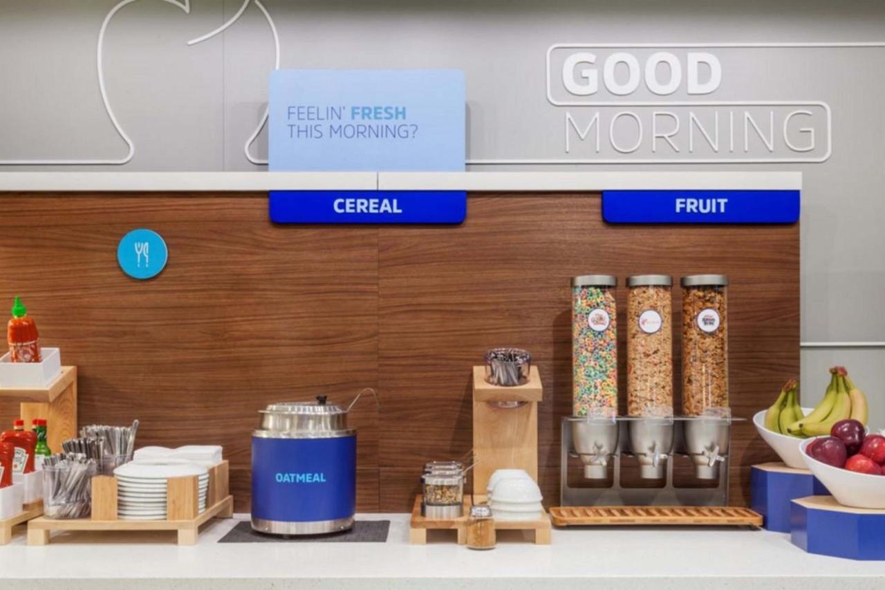 Holiday Inn Express & Suites Lincoln City By Ihg Exteriör bild