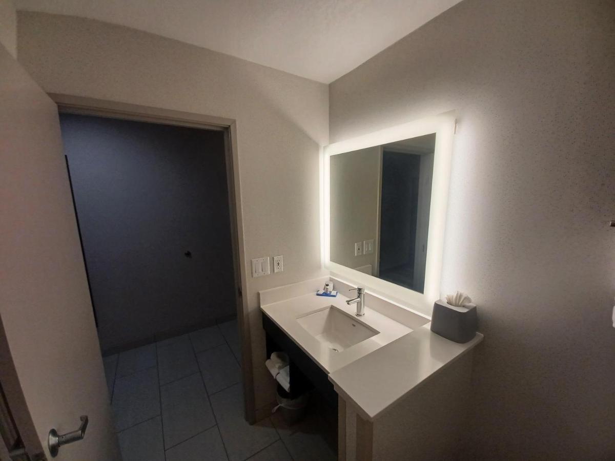 Holiday Inn Express & Suites Lincoln City By Ihg Exteriör bild