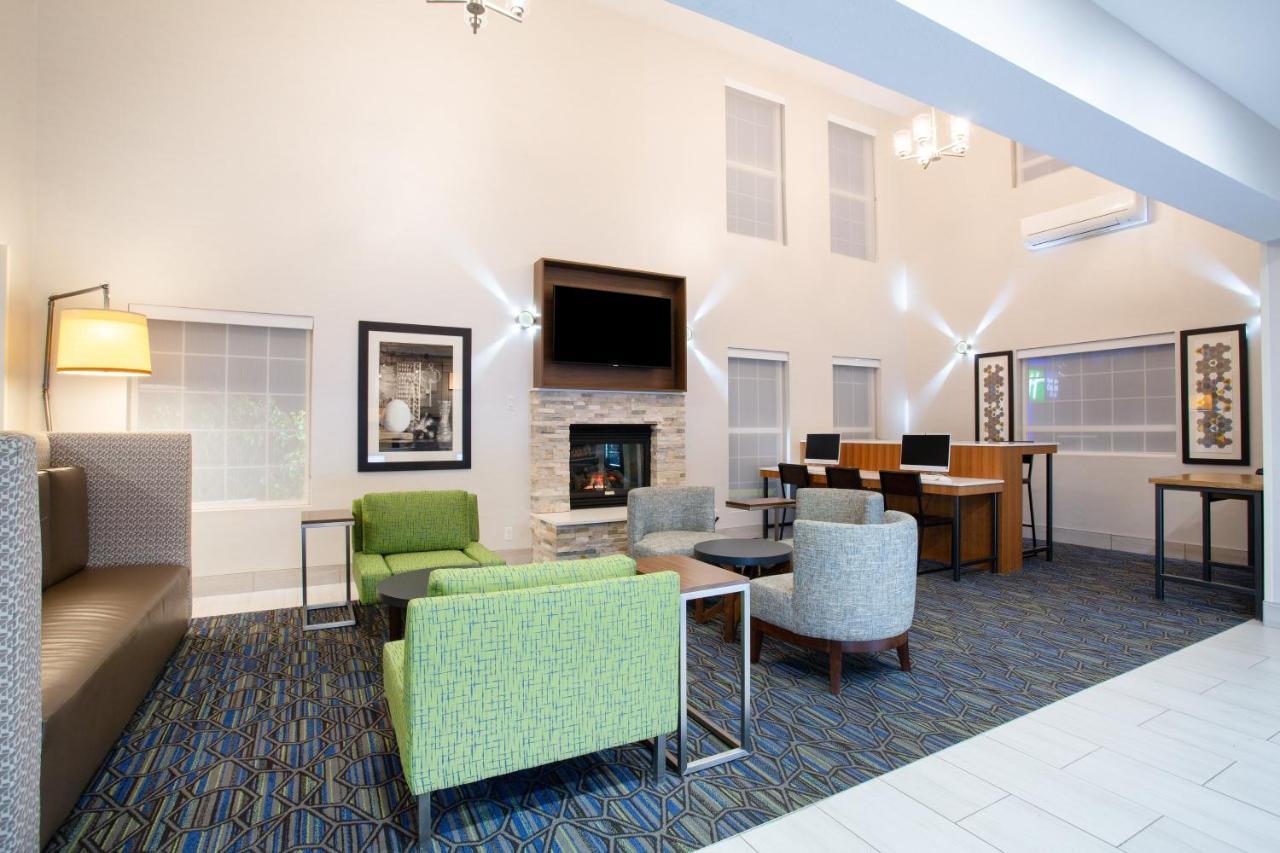Holiday Inn Express & Suites Lincoln City By Ihg Exteriör bild