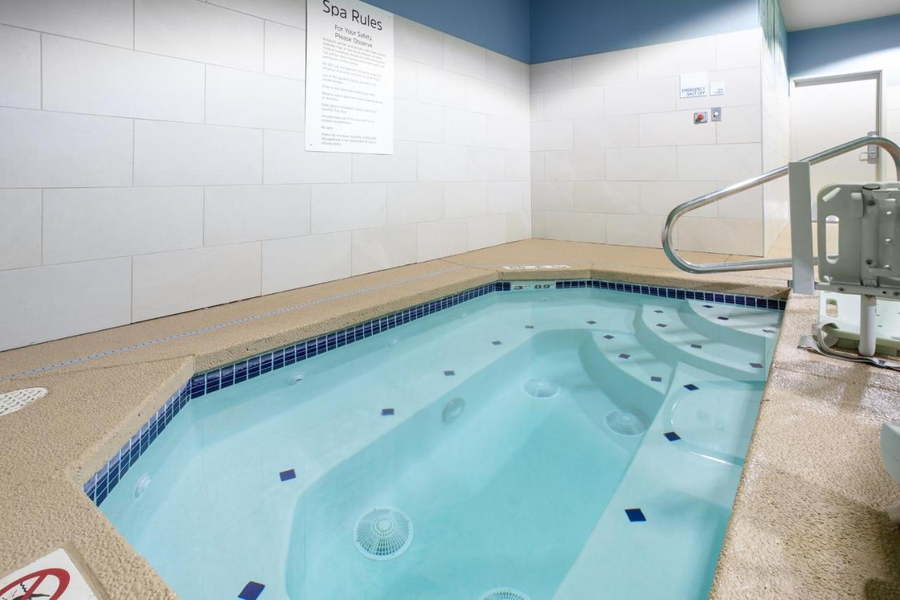 Holiday Inn Express & Suites Lincoln City By Ihg Exteriör bild
